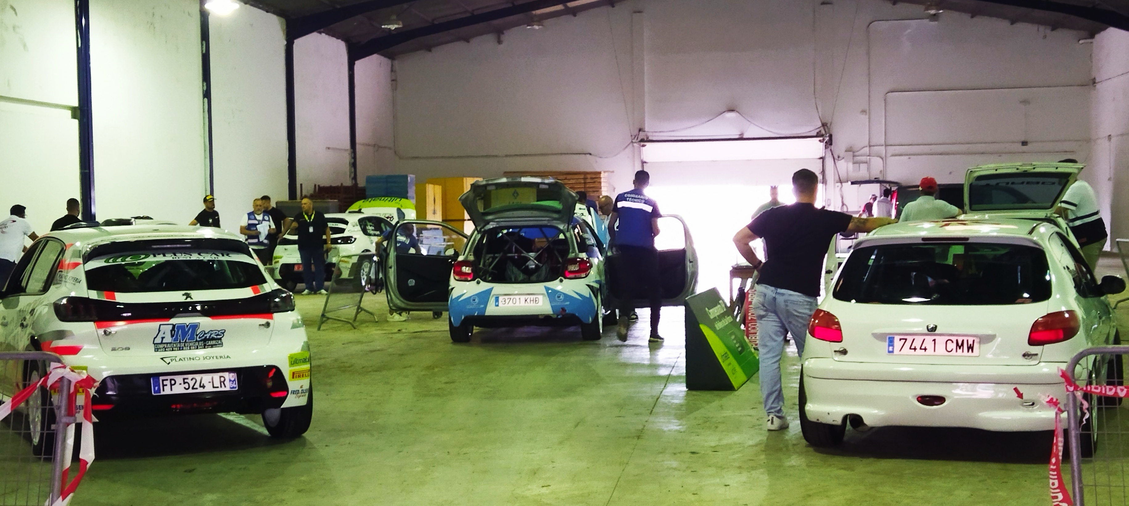 Verificaciones y briefing.