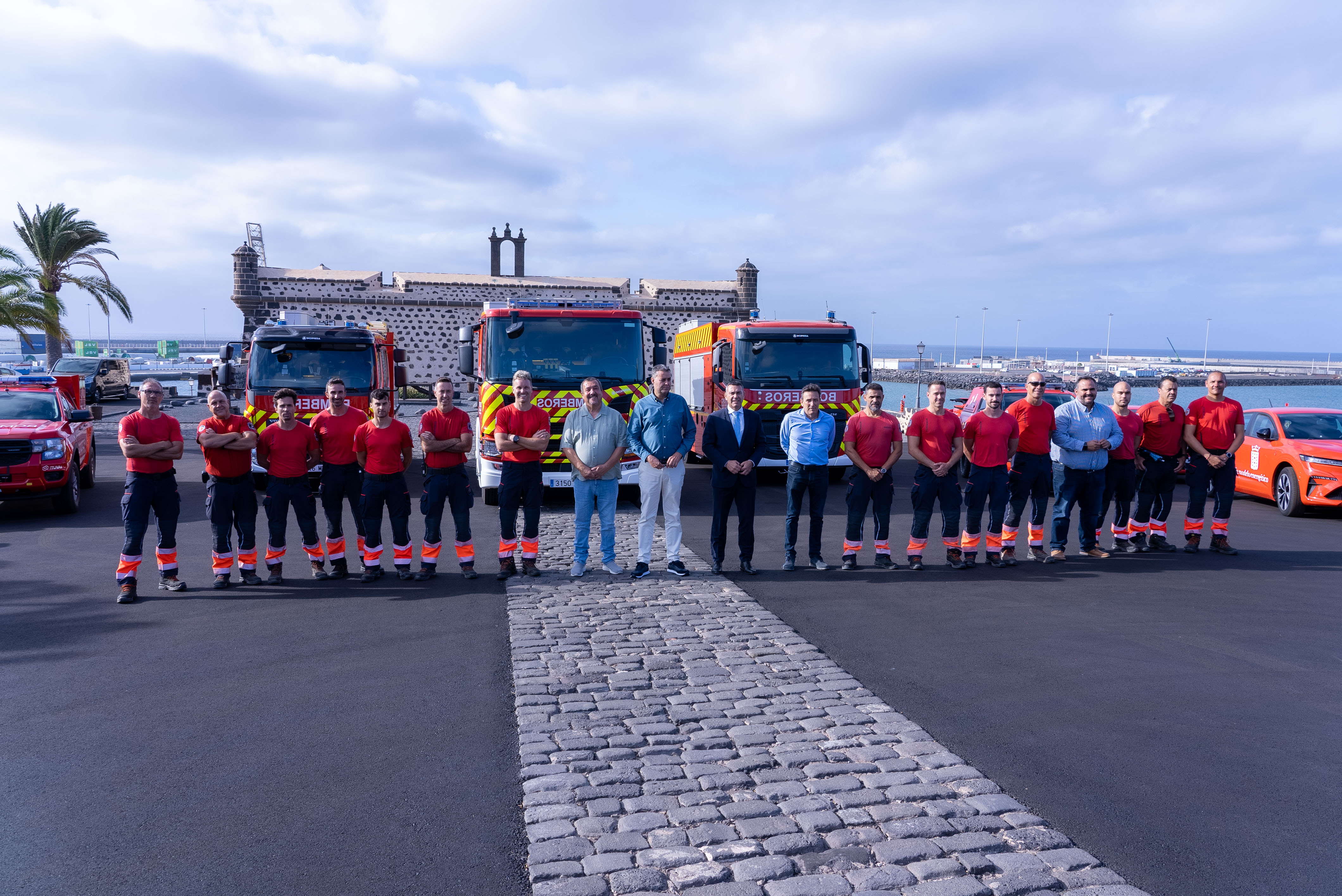 Presentación nuevo vehículo de Emergencias.