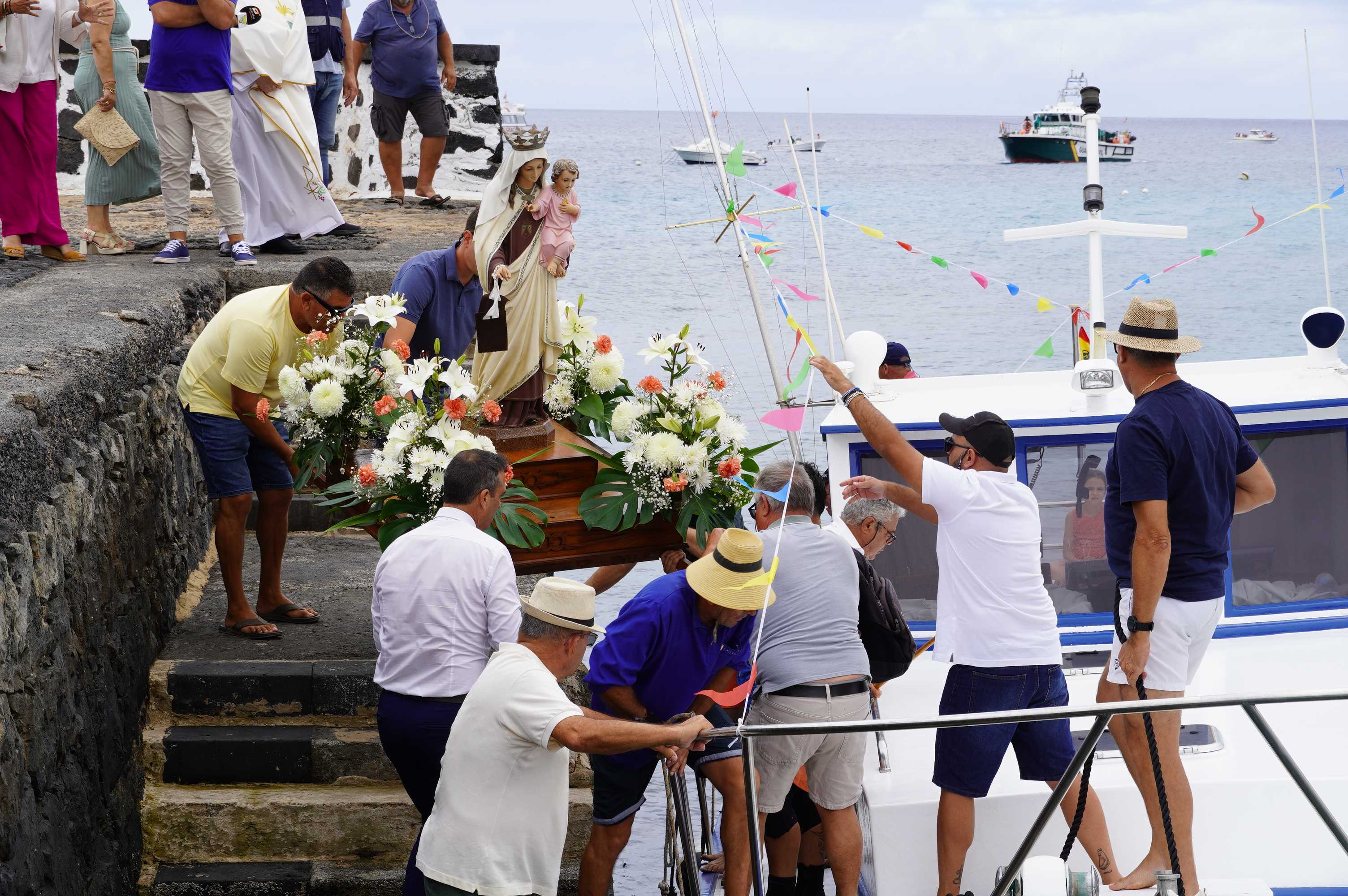 Procesión Marítima de Arrieta.