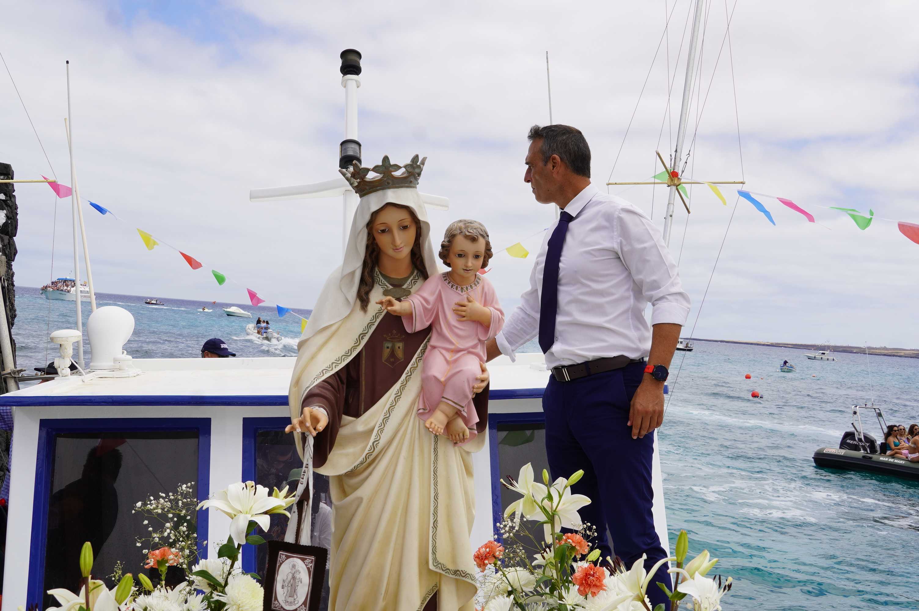 Procesión Marítima de Arrieta.