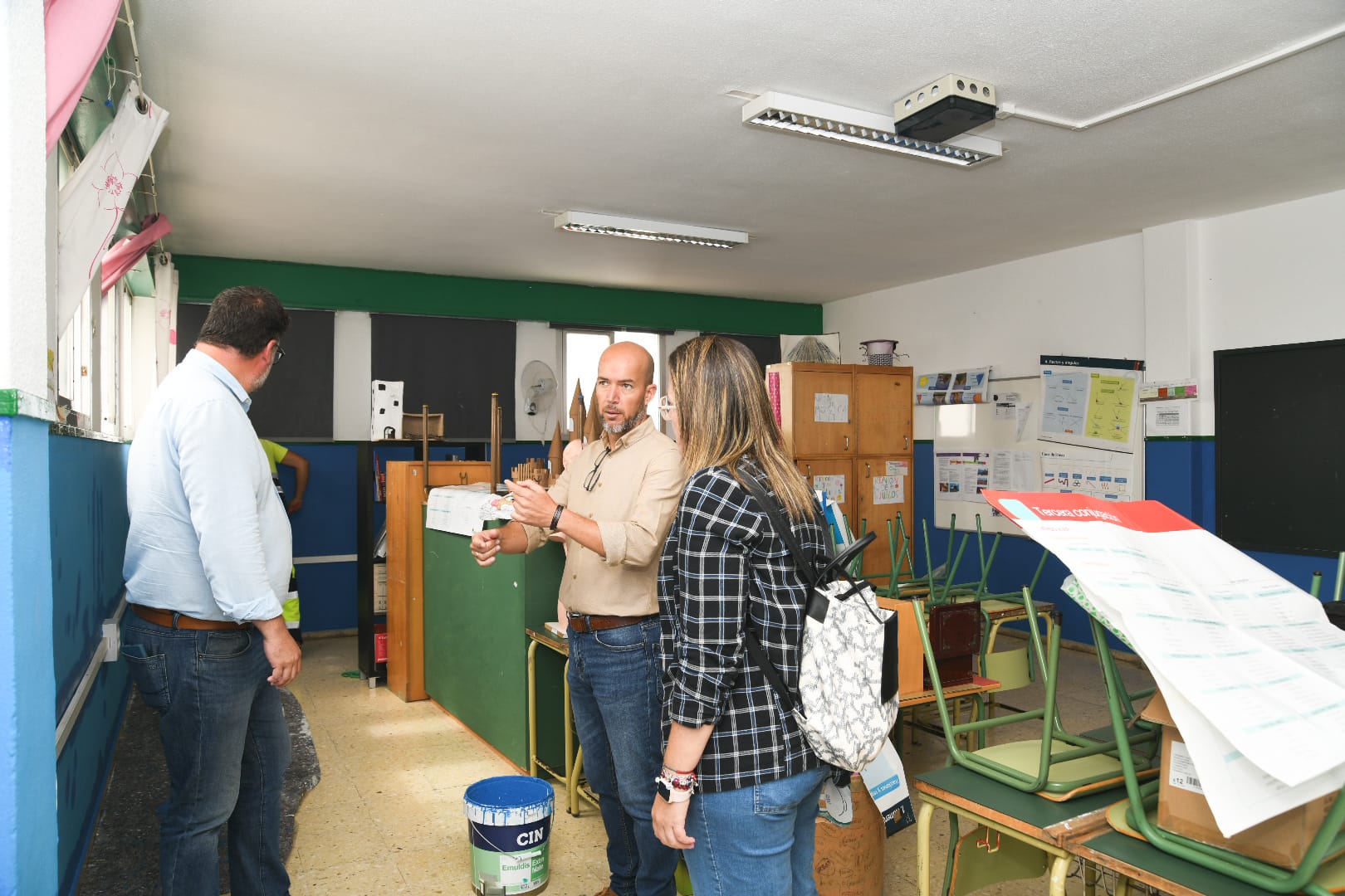 Puesta a punto para la vuelta al cole en los colegios de San Bartolomé.