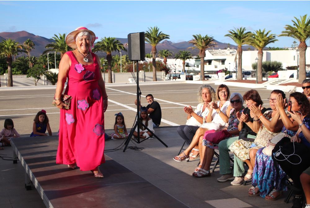 Un momento del desfile