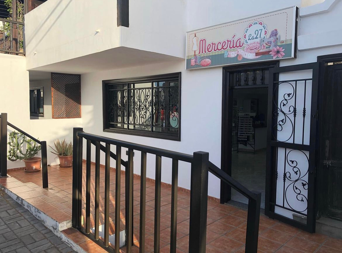 Mercería La 27, en Playa Honda.