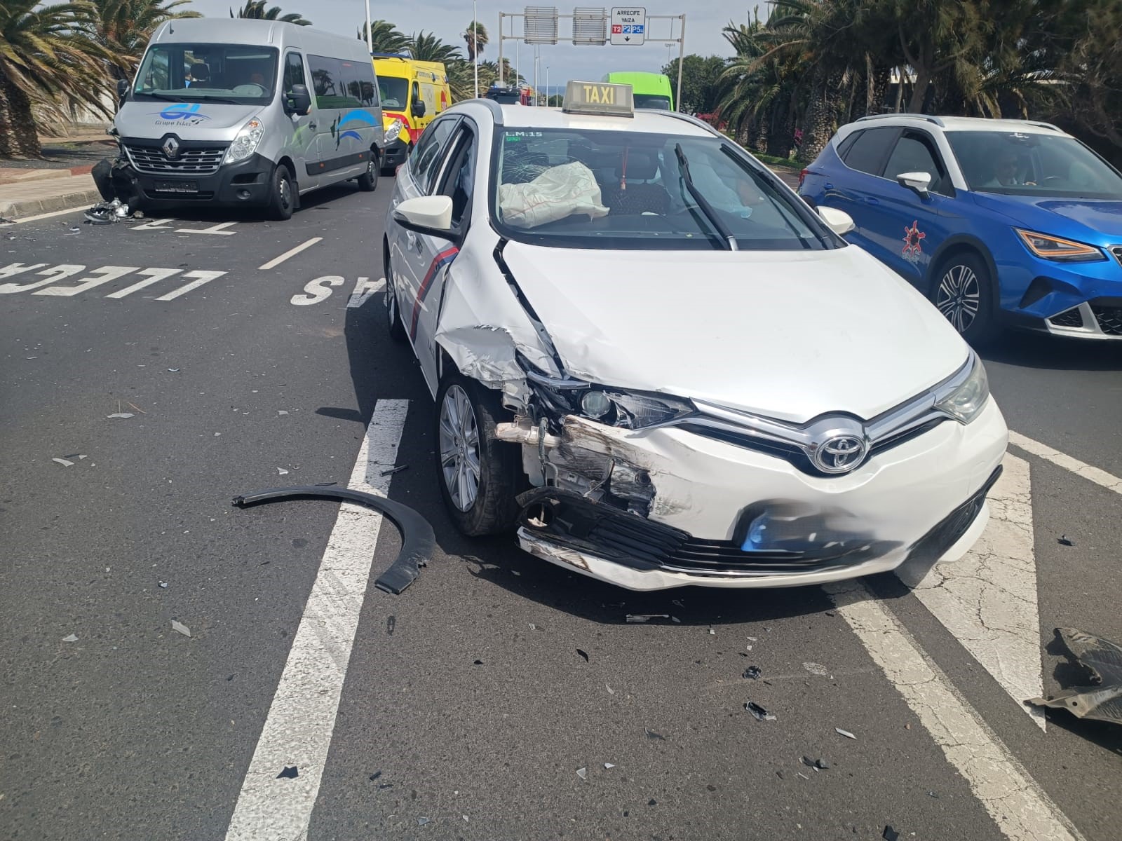 El taxi implicado en el accidente