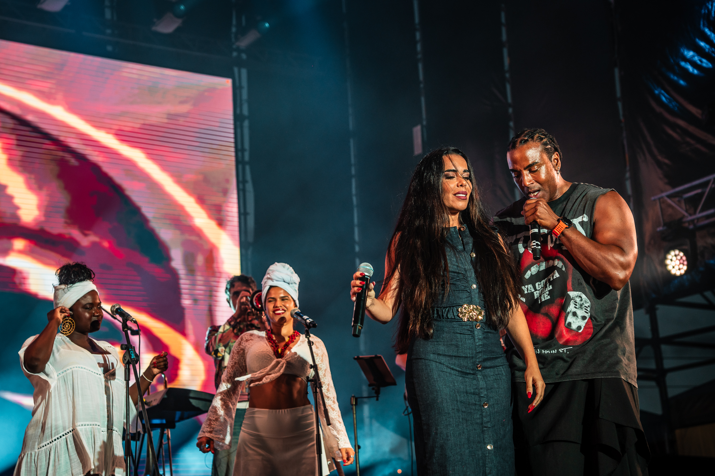 Lava Live Orishas