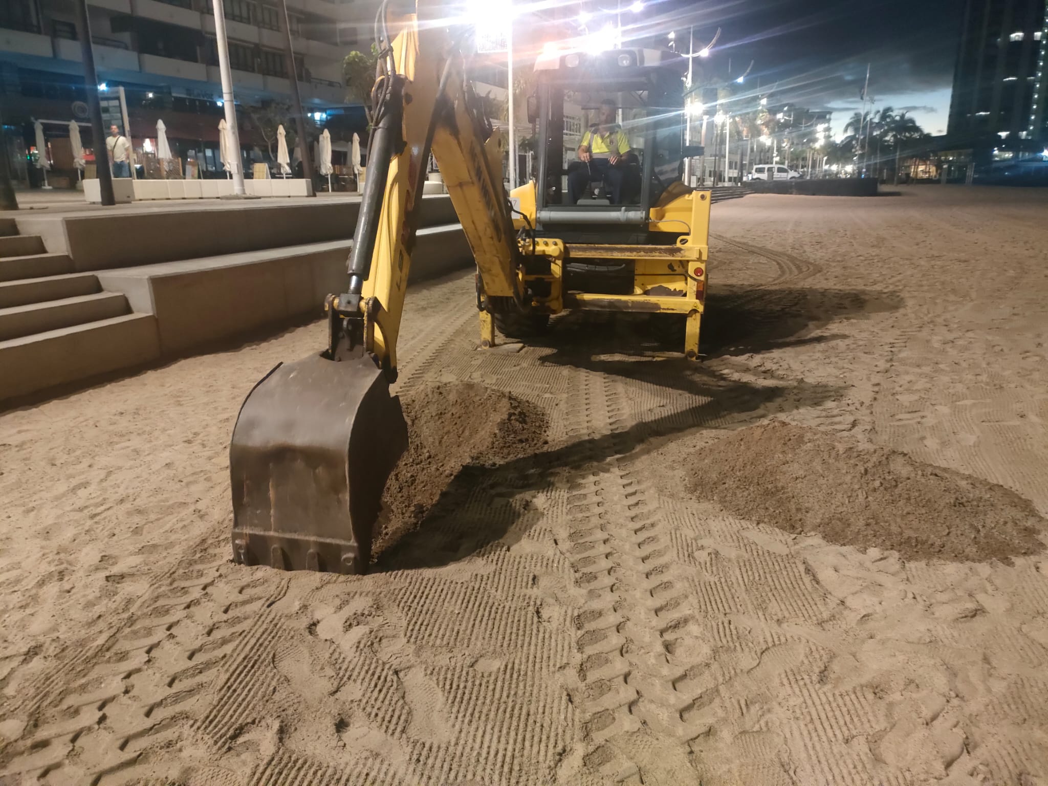 27b5c04b-698d-4661-9e19-fabcae86b00d