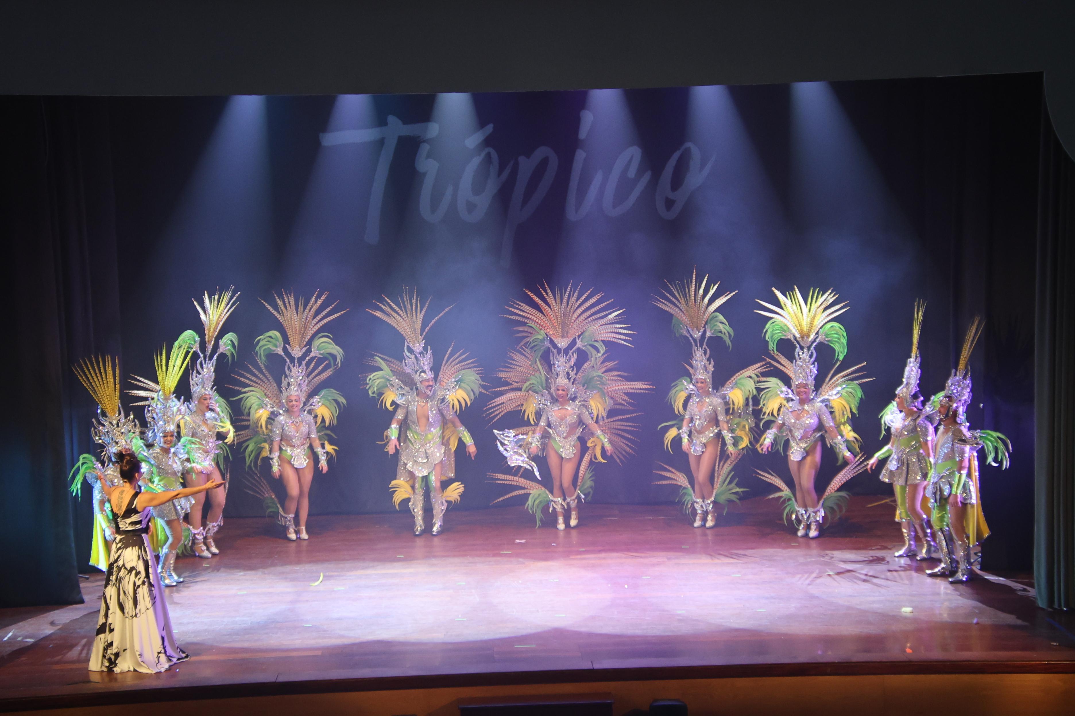 PRESENTACION CUMBACHEROS