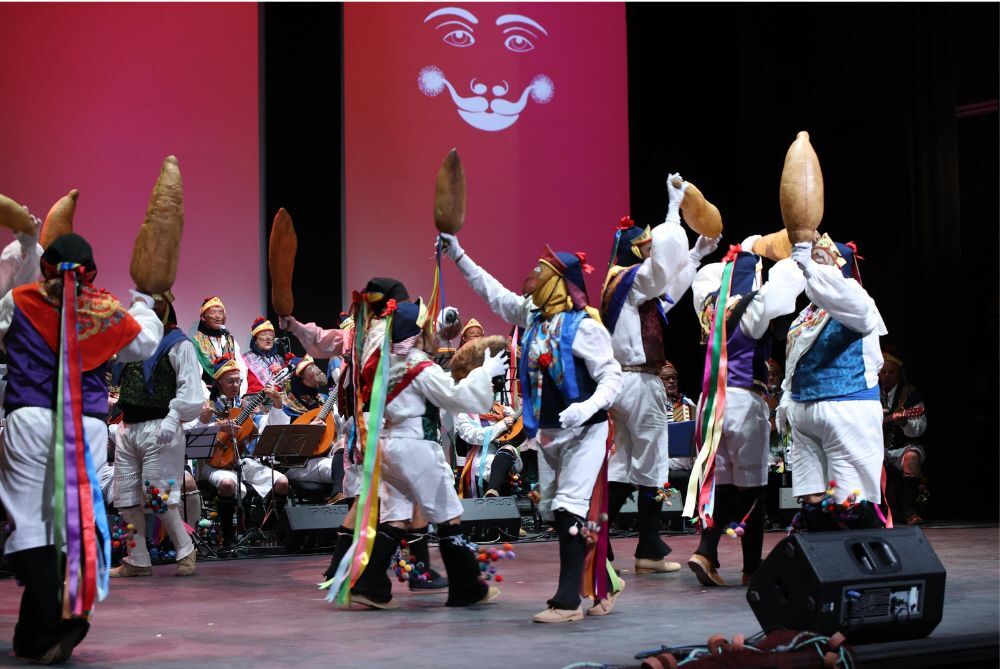 ‘Banderas del tiempo’ de Los Buches